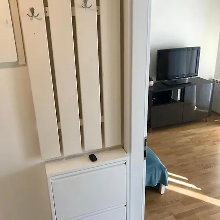With A Terrace And Ac In The Center * פראג